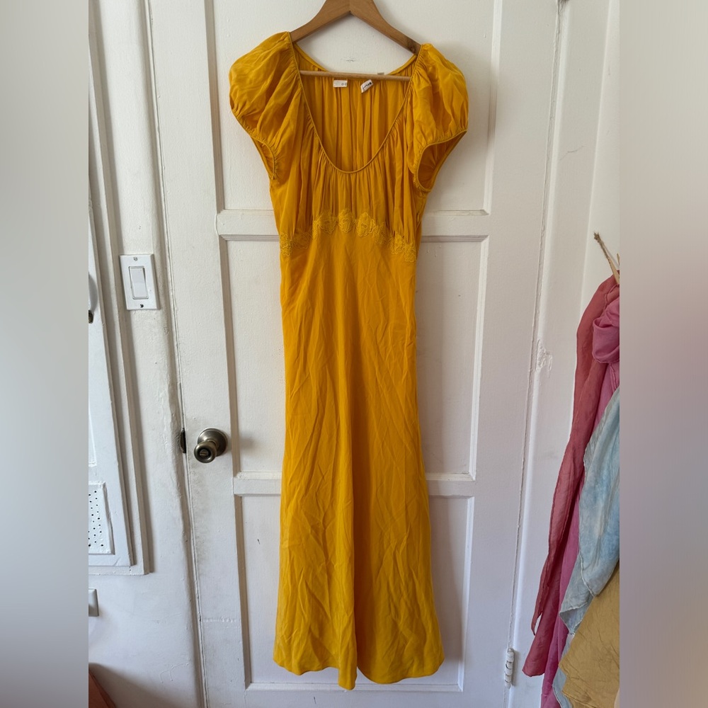 DÔEN: Florencia silk dress w/ floral details — Great condition; never been worn